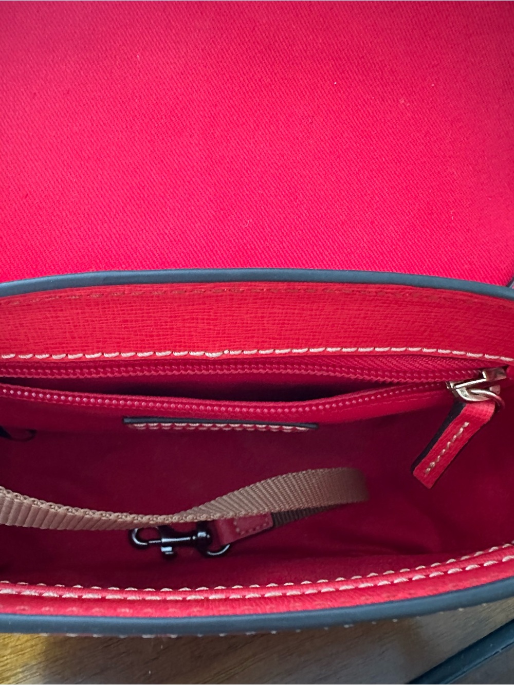 Dooney & Bourke Red Leather Crossbody Saddle Bag Small - Picture 8 of 10
